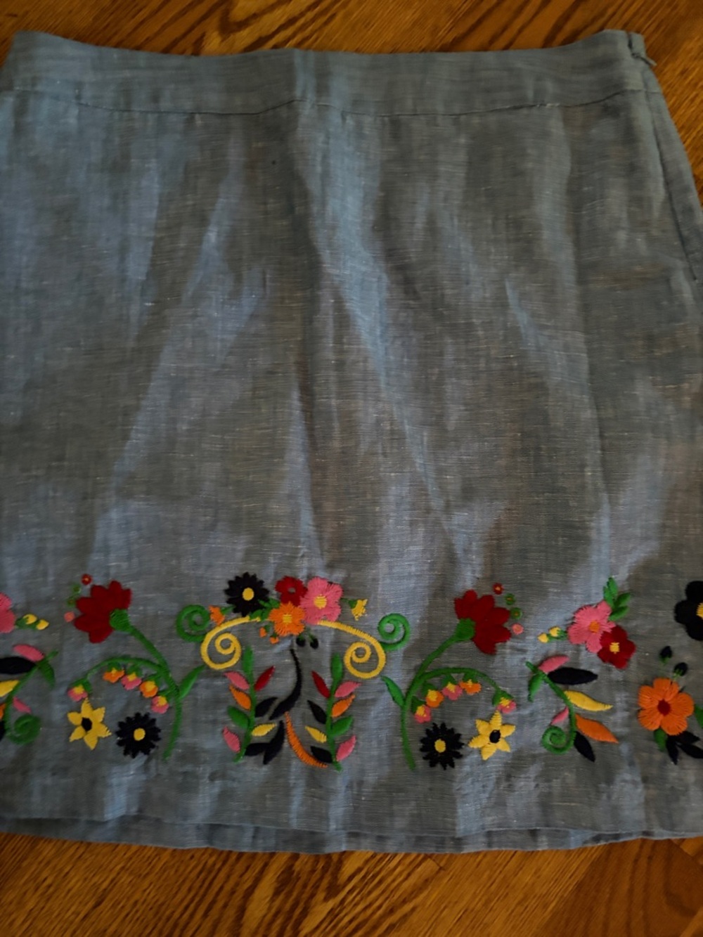 Talbots Blue Linen-Blend Mini Skirt with Multicolor Floral Embroidery